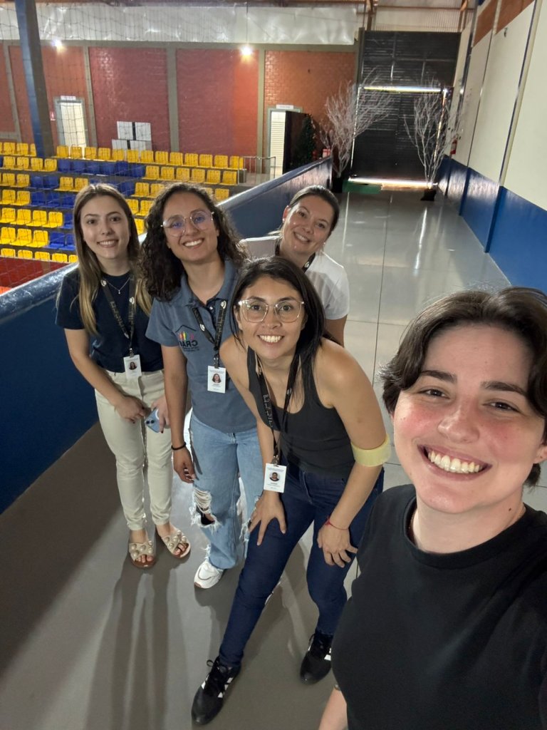 CHEGADA DO PAPAI NOEL E ENTREGA DOS BRINQUEDOS AS CRIANÇAS