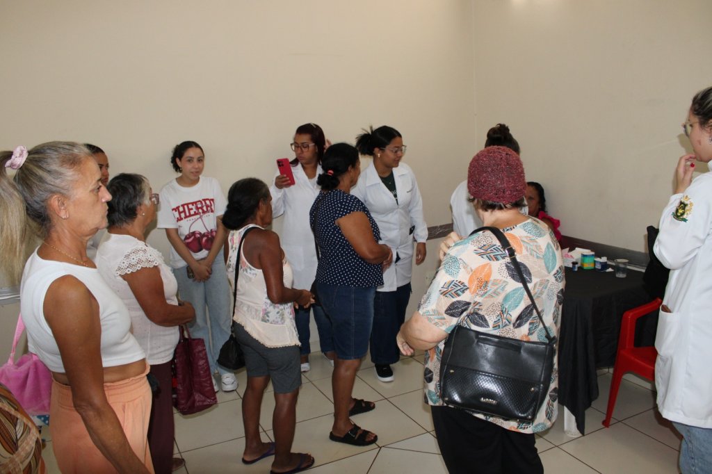 REUNIÃO DA PESSOA IDOSA REÚNE 86 PARTICIPANTES EM PEABIRU