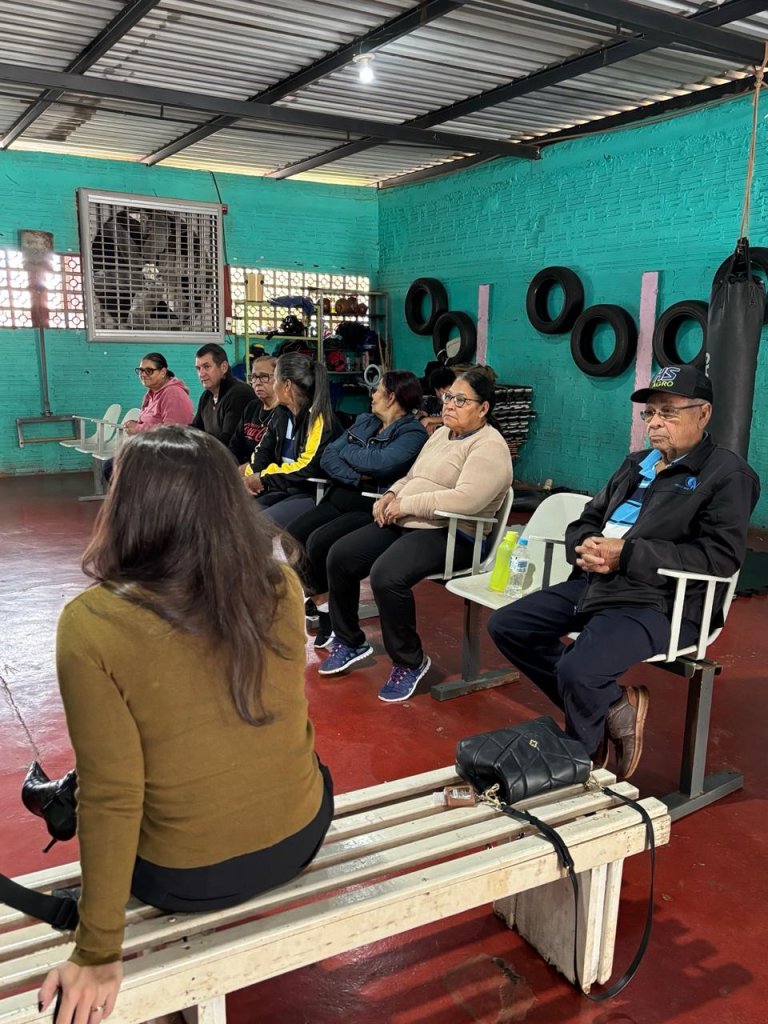 RODA DE CONVERSA PROMOVE DIÁLOGO E VALORIZAÇÃO DA PESSOA IDOSA EM PEABIRU