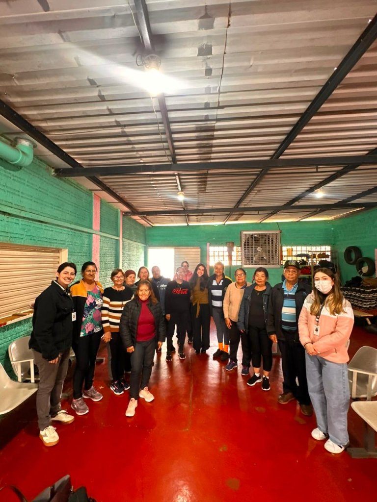 RODA DE CONVERSA PROMOVE DIÁLOGO E VALORIZAÇÃO DA PESSOA IDOSA EM PEABIRU