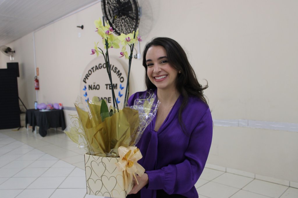 REUNIÃO DA PESSOA IDOSA REÚNE 68 PARTICIPANTES EM PEABIRU