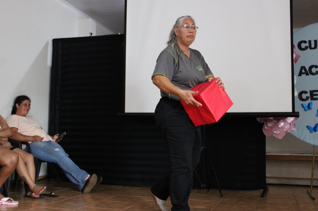PAIF E PROGRAMA NOSSA GENTE PARANÁ PROMOVEM ENCONTRO DE REFLEXÃO E CONVIVÊNCIA