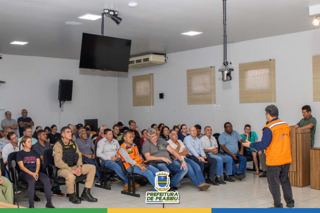PALESTRA EM PEABIRU ABORDA PREPARAÇÃO E PREVENÇÃO DIANTE DOS IMPACTOS DO EL NIÑO. CRÉDITOS: Comunicação Câmara Municipal de Peabiru