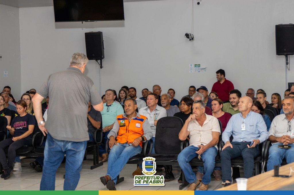 PALESTRA EM PEABIRU ABORDA PREPARAÇÃO E PREVENÇÃO DIANTE DOS IMPACTOS DO EL NIÑO. CRÉDITOS: Comunicação Câmara Municipal de Peabiru