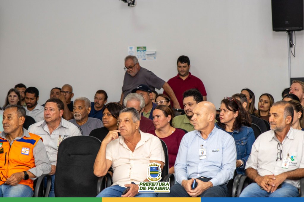PALESTRA EM PEABIRU ABORDA PREPARAÇÃO E PREVENÇÃO DIANTE DOS IMPACTOS DO EL NIÑO. CRÉDITOS: Comunicação Câmara Municipal de Peabiru